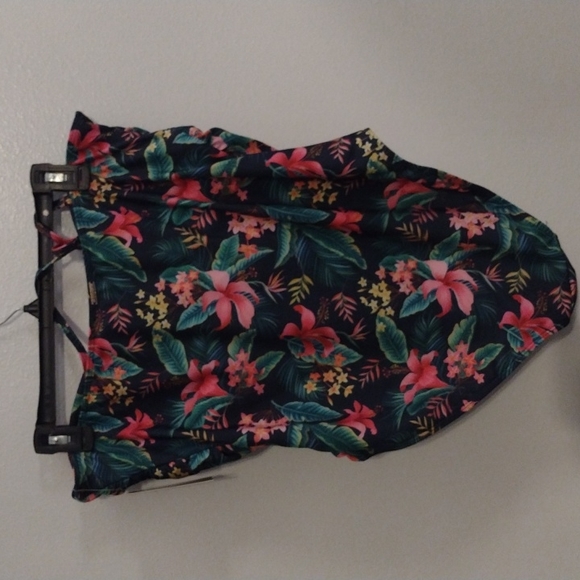 Simply Fit Swimming suits - Picture 3 of 9